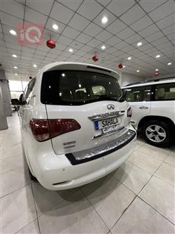 Infiniti QX80